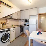 1bdrm Downtown 公寓 *
