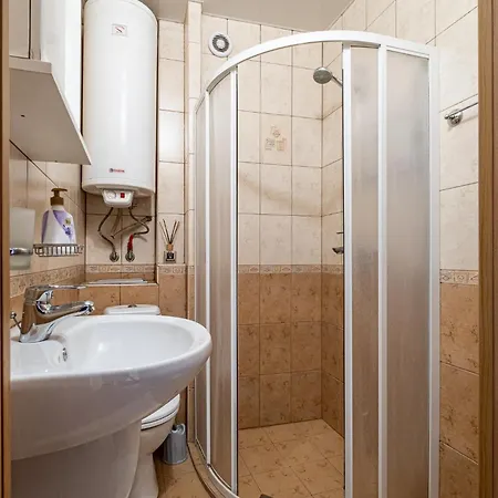 1bdrm Downtown Βάρνα