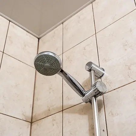 1bdrm Downtown * Warna