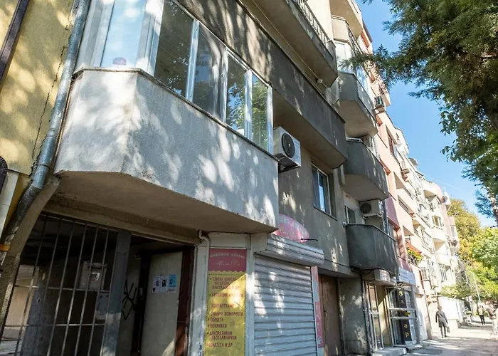 1bdrm Downtown * וארנה