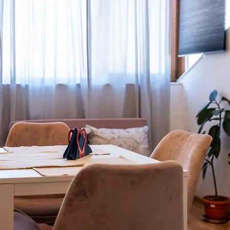 1bdrm Downtown * Varna